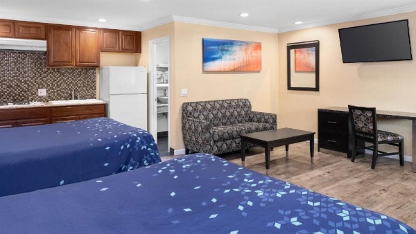 Scandia Motel image 38